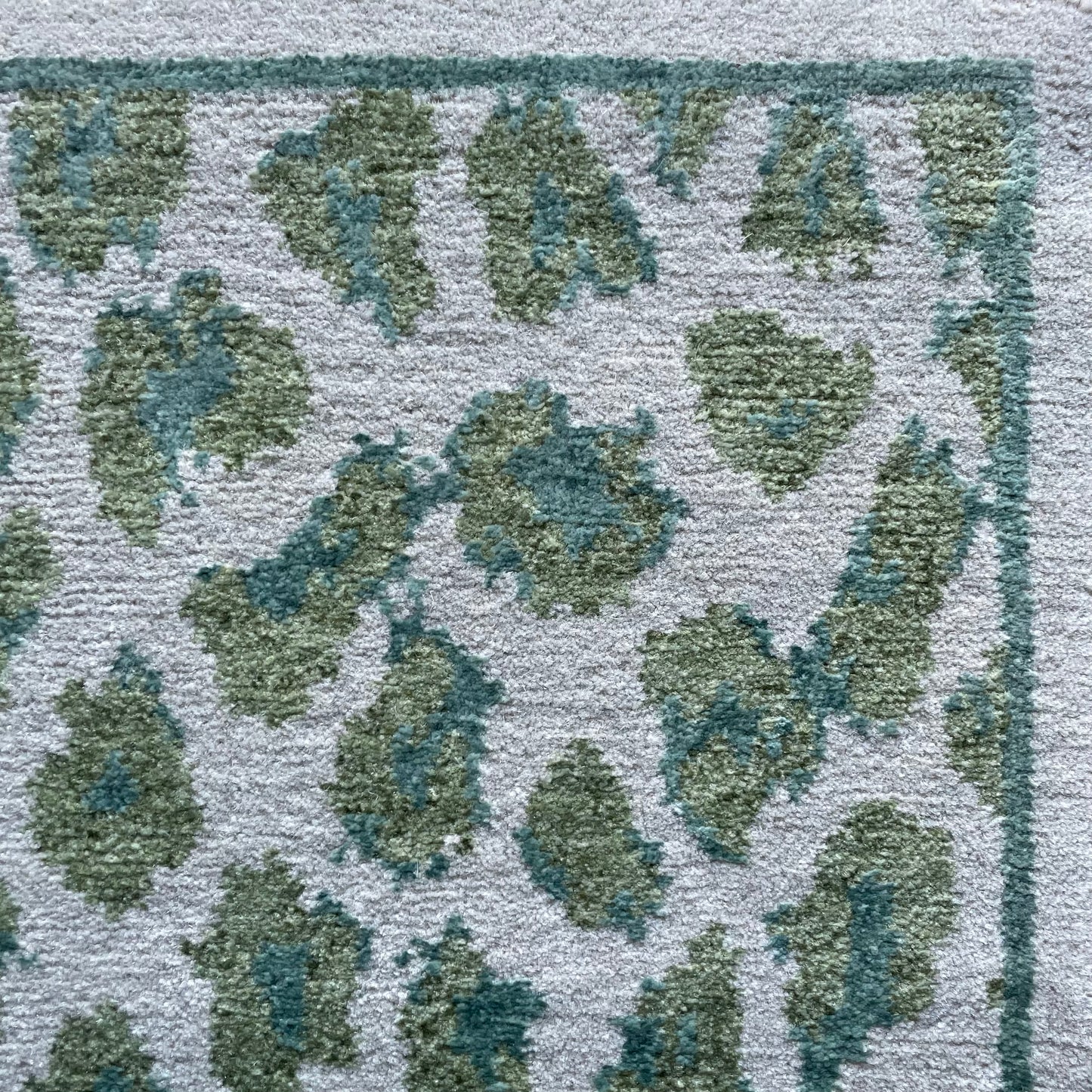 Ocelot Rug Collection – Classic Pattern Small Scale