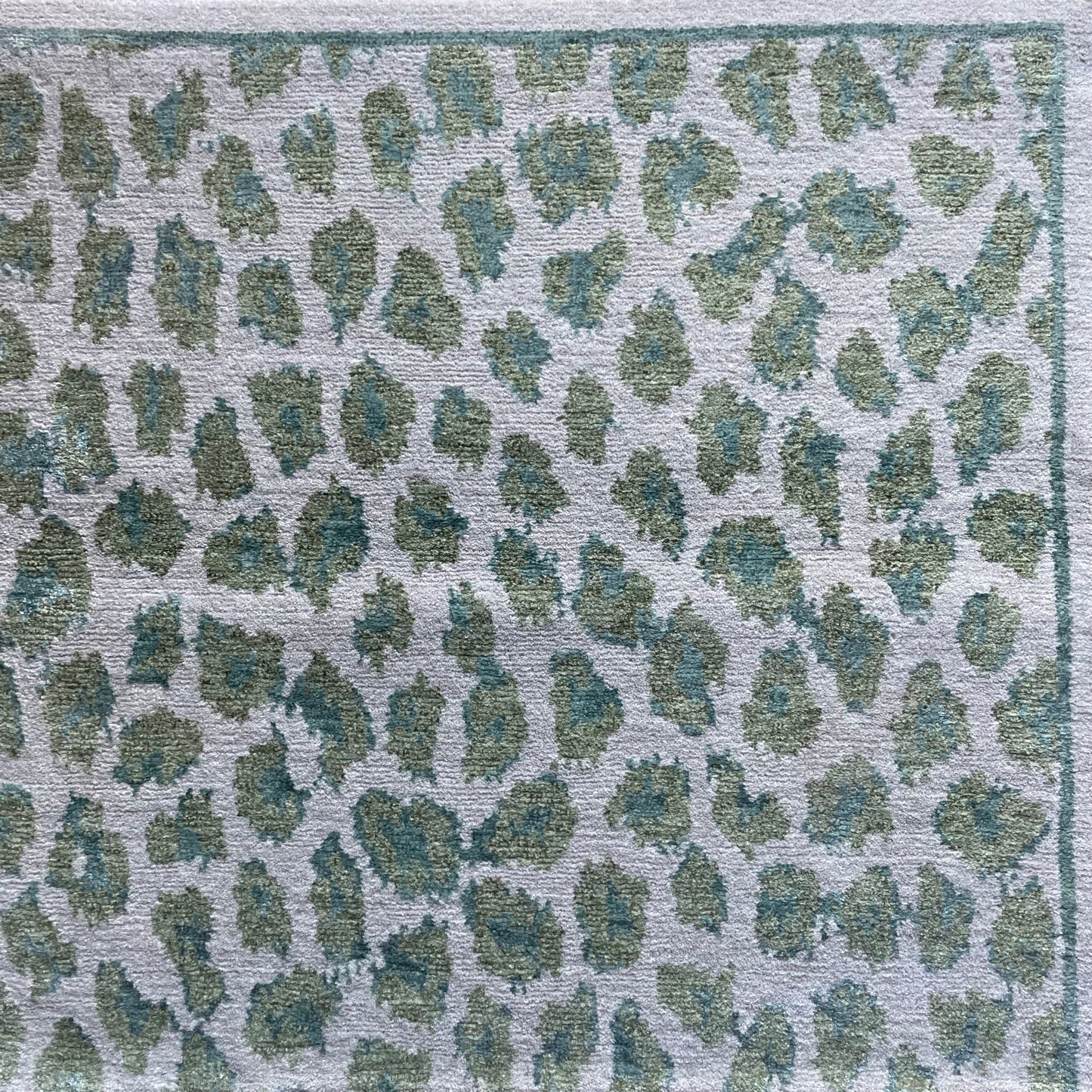 Ocelot Rug Collection – Classic Pattern Small Scale