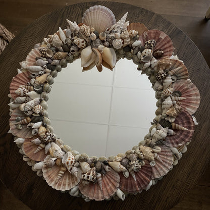 Round Shell Mirror II